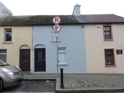 6 Robert Street, New Ross, Co. Wexford