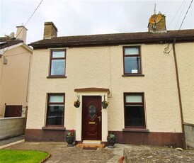 7 Dodsborough Cottages, Lucan, Co. Dublin